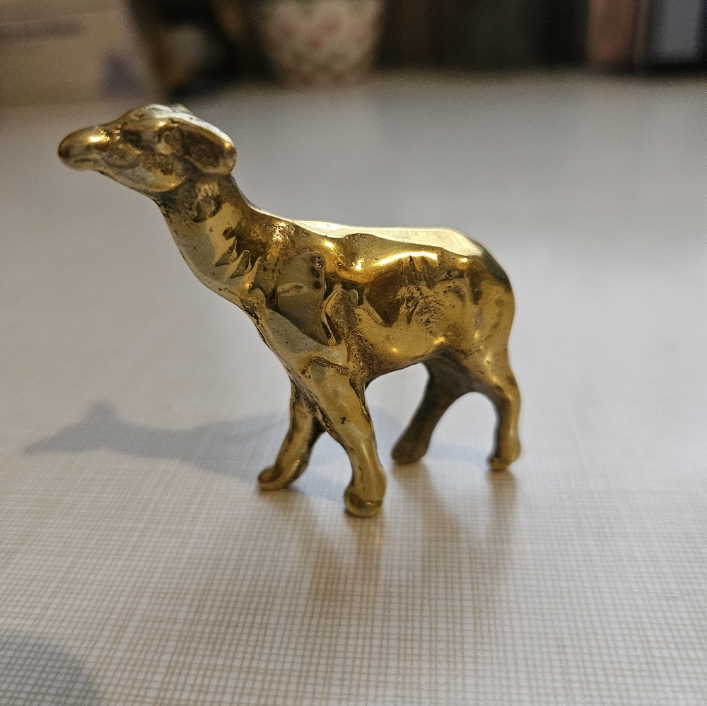 Vintage Mini Brass Animal Tapier Deer Gazelle Antilope 2 Inches.  006